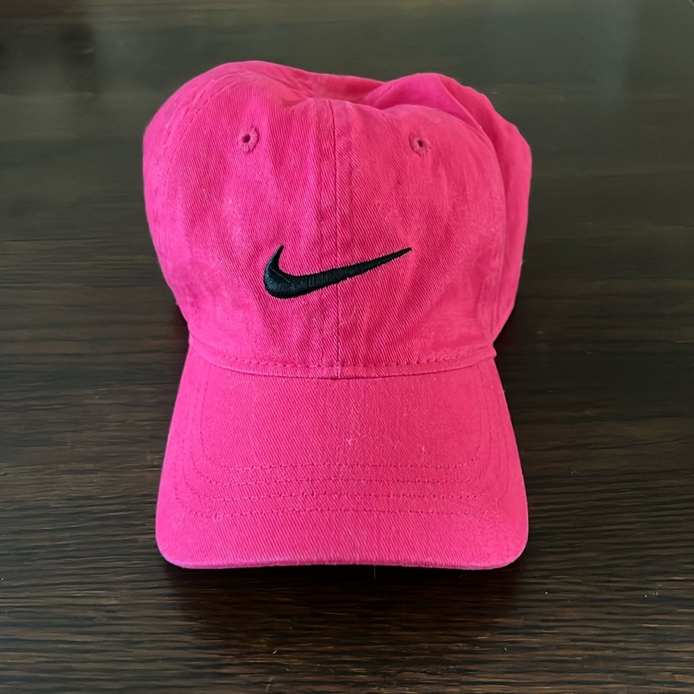 Hot pink toddler Nike cap